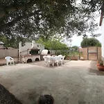 بيت للعطل Rural Modern House زيوس ماماس