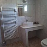 Rural Modern House * زيوس ماماس
