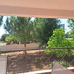 بيت للعطل Rural Modern House زيوس ماماس